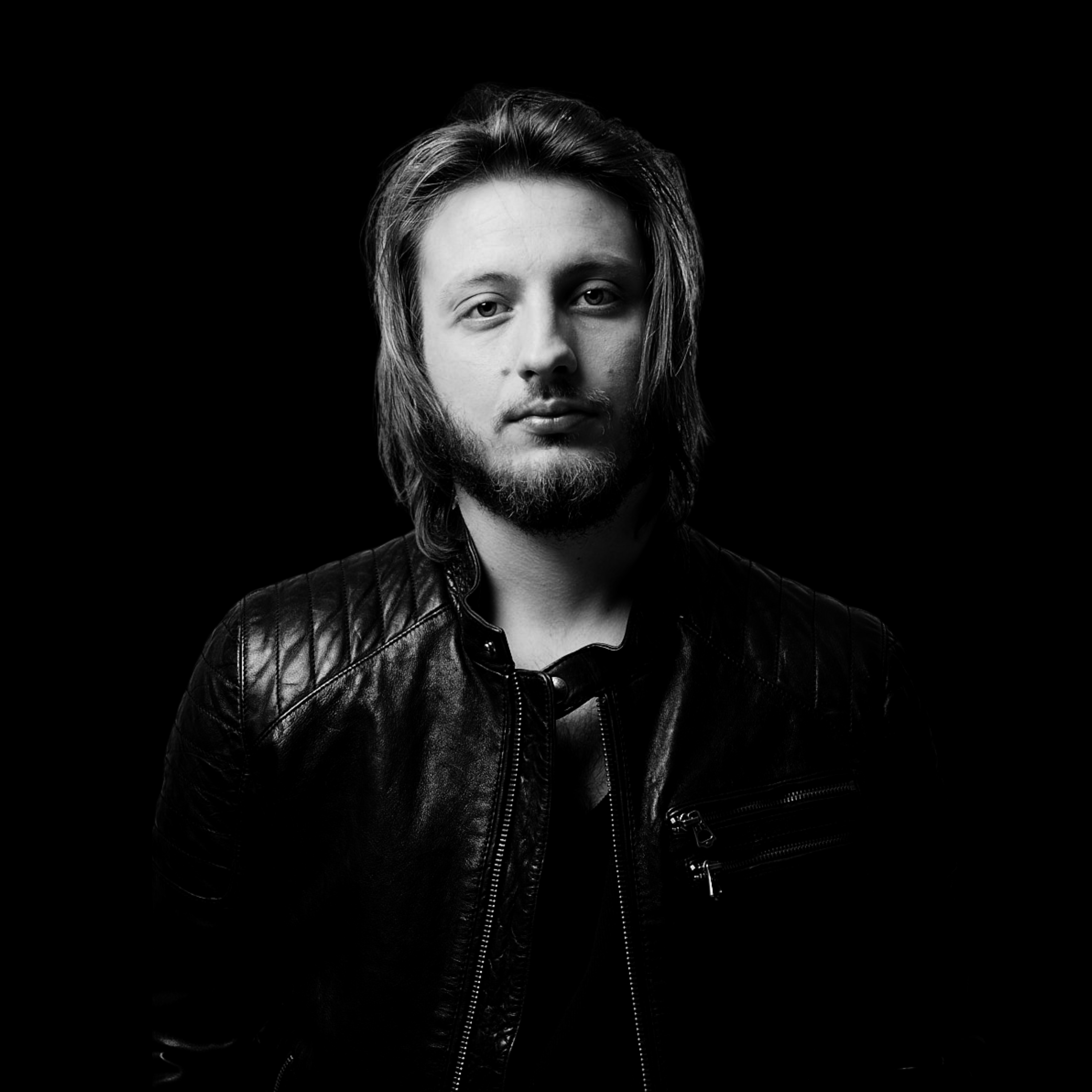 Yaans - Co-Founder & Producer at InShadow ghost production studio, EDM and house music producer